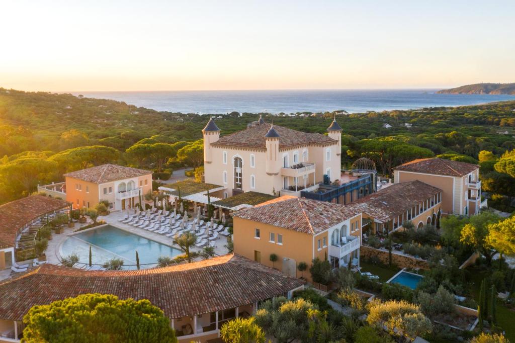 Découvrez les 5 Meilleurs Hôtels de Saint-Tropez - Villas Prestige ...