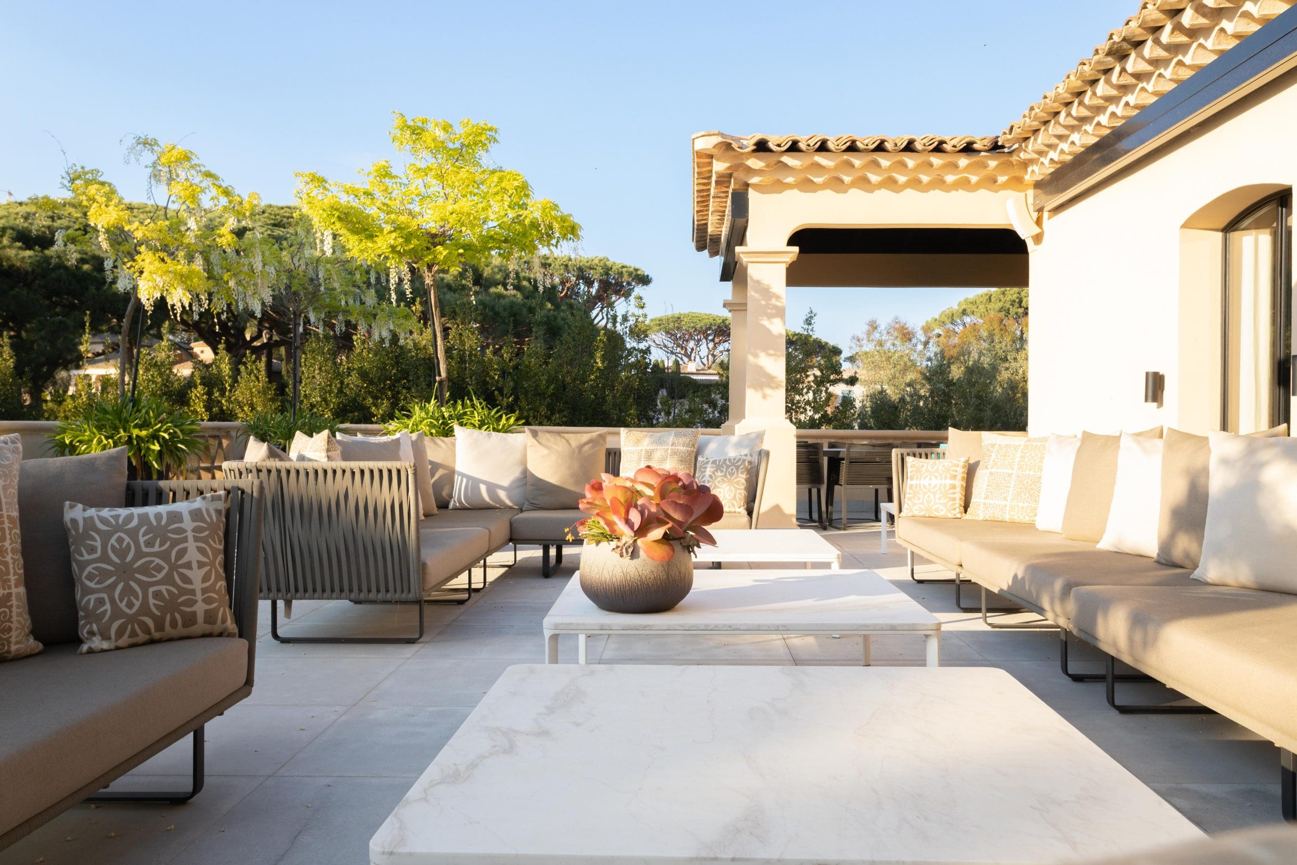 villa-les-gemeaux-les-parcs-de-saint-tropez-garden-exterior