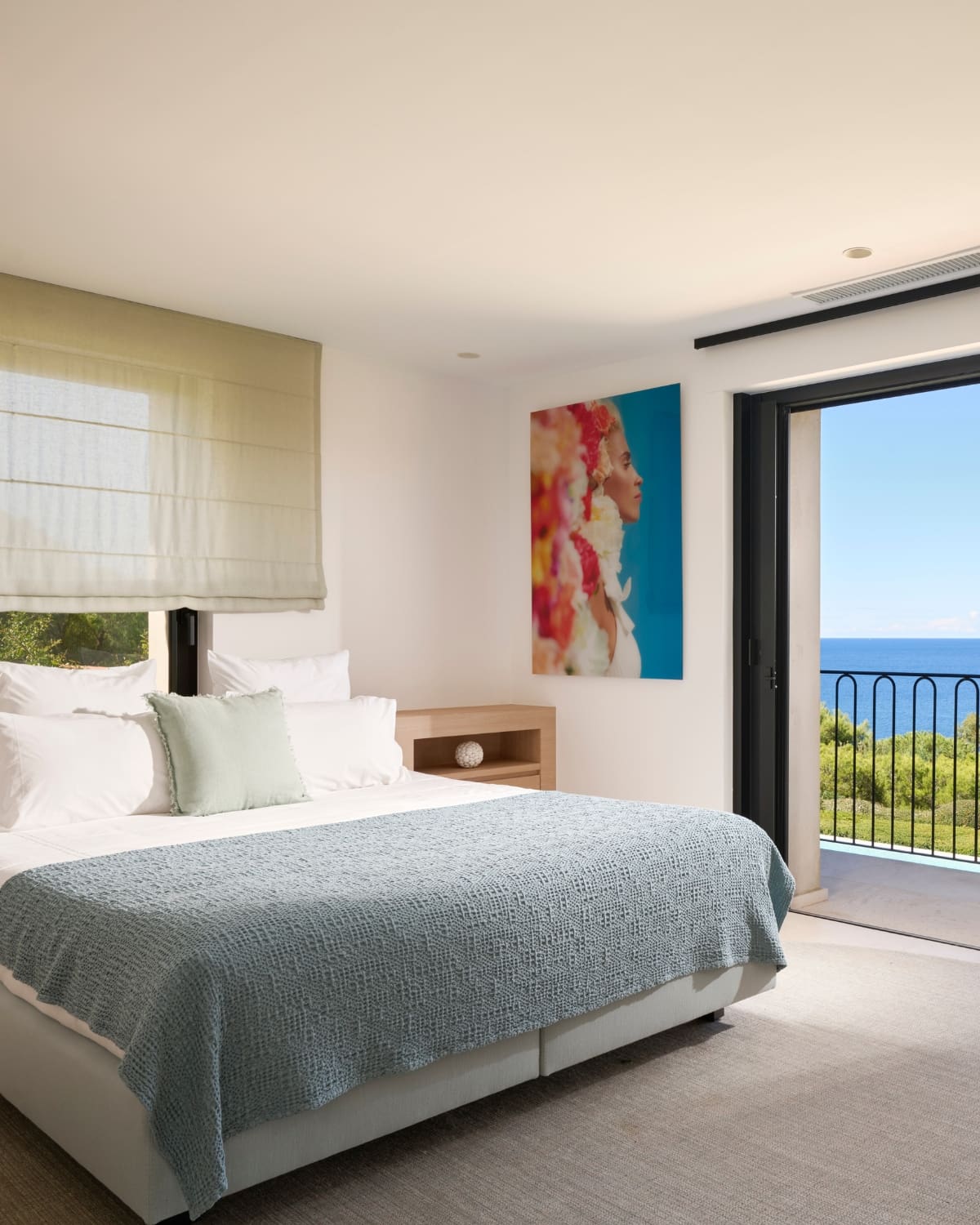 villa-riviera-les-parcs-de-saint-tropez-bedroom-2