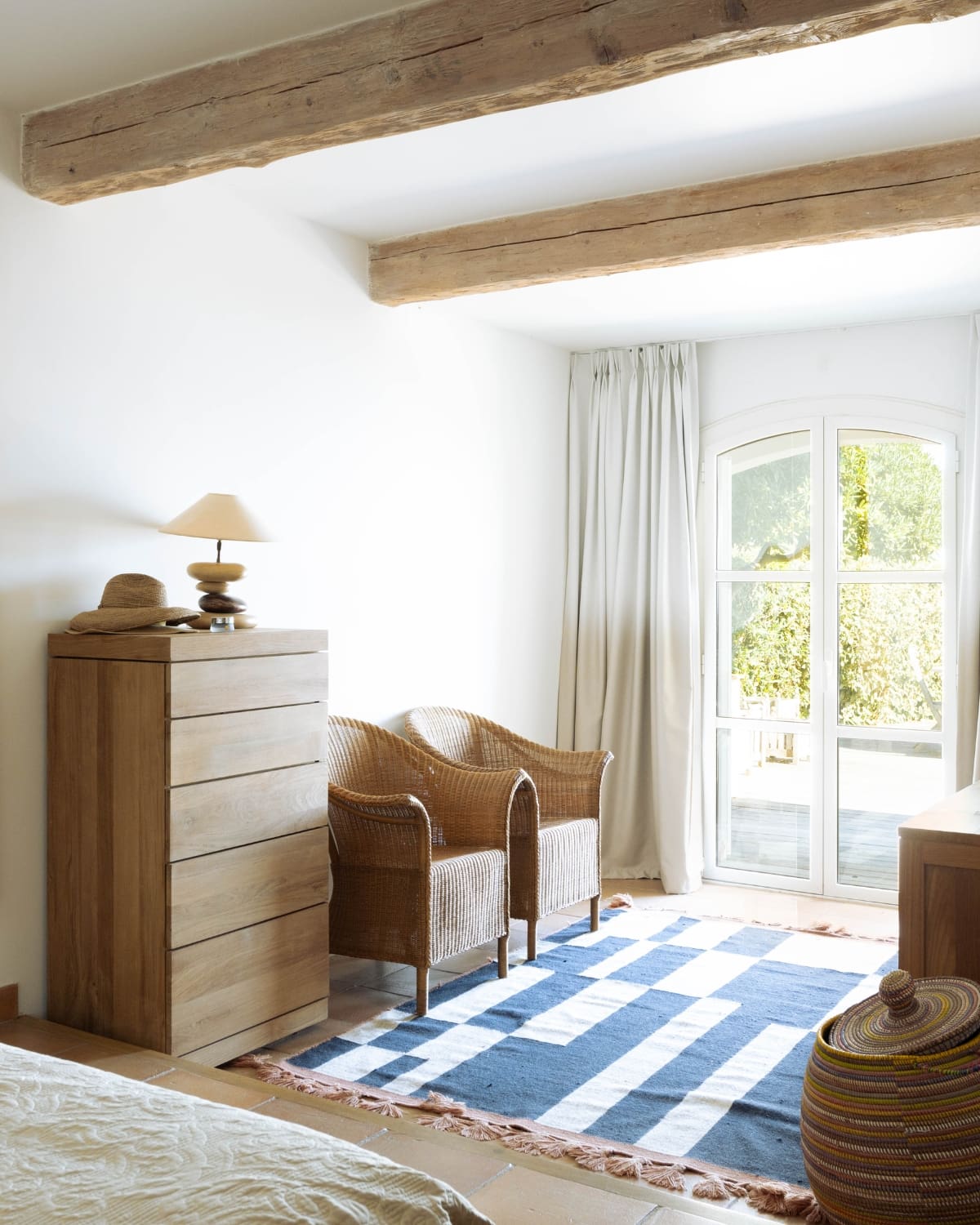 villa-sea-and-sun-ramatuelle-bedroom-2